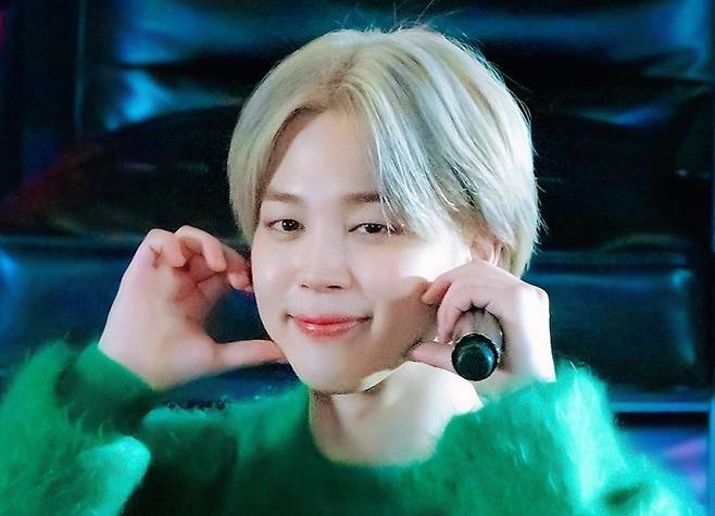 방탄소년단 지민 '말랑순둥 물만두상 남자 아이돌' 1위