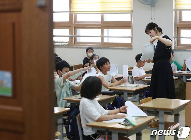 수업 중인 한 초등학교 교실 모습. /뉴스1 ⓒ News1 김영운 기자