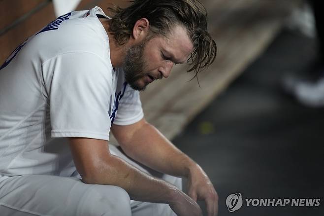 NLDS 1차전에서 강판한 커쇼 [AP=연합뉴스]