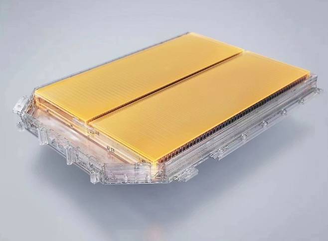 중국 지리 홀딩스 산하 지커브랜드가 개발한 LFP 골든 배터리