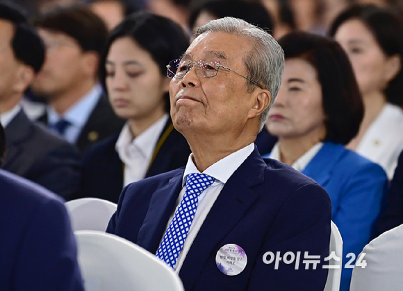 김종인 전 국민의힘 비상대책위원장이 지난 7월 서울 여의도 국회에서 열린 제75주년 제헌절 경축식에 참석하고 있다. [사진=곽영래 기자]