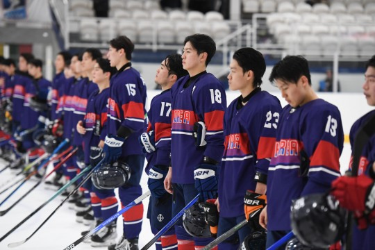 4부 리그에서 전승 우승을 차지한 20세 이하 한국 남자 아이스하키 대표팀 [대한아이스하키협회 제공]