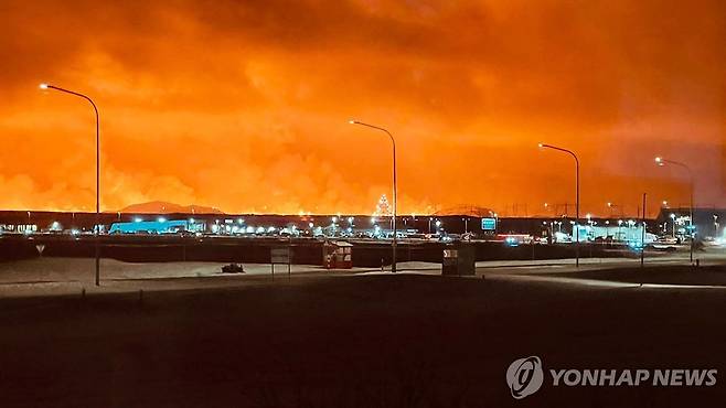 폭발한 아이슬란드 화산 인근 케플라비크 마을 [AFP 연합뉴스 자료사진 재판매 및 DB 금지]