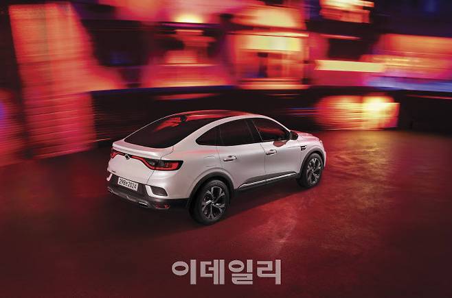 2024년형 XM3 1.6 GTe 인스파이어 후면.(사진=르노코리아자동차)