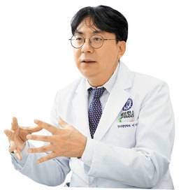 연세암병원 중입자치료센터 이익재 센터장