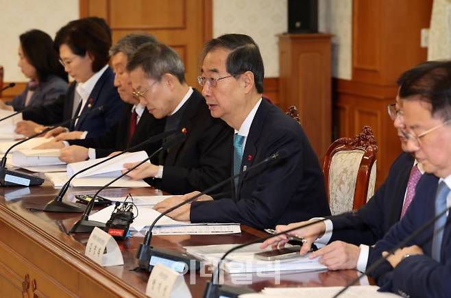 한덕수 국무총리가 22일 오전 서울 종로구 정부서울청사에서 열린 바이오헬스혁신위원회 회의에 참석해 발언하고 있다. (사진=뉴시스)