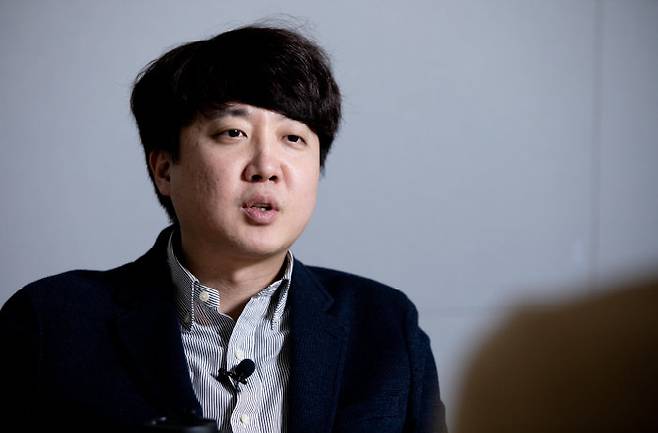 이준석 전 국민의힘 대표는 “군더더기가 없는 정치를 해보고 싶다”고 했다. [지호영 기자]