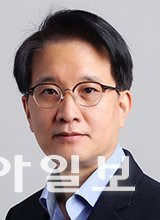 유윤종 문화전문기자