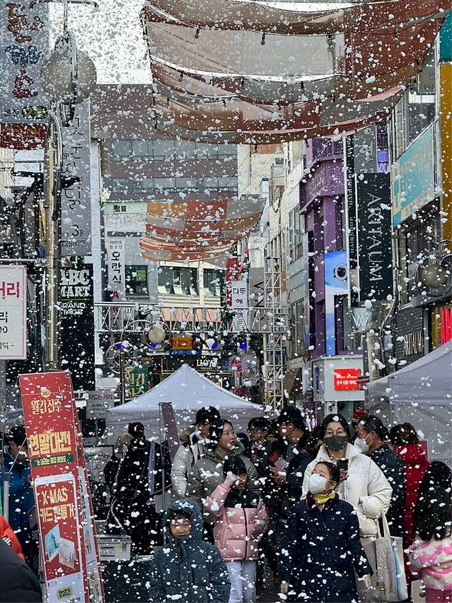 [진주=뉴시스] 진주문화관광재단, 월간진주 마지막 연말대전 성료. *재판매 및 DB 금지