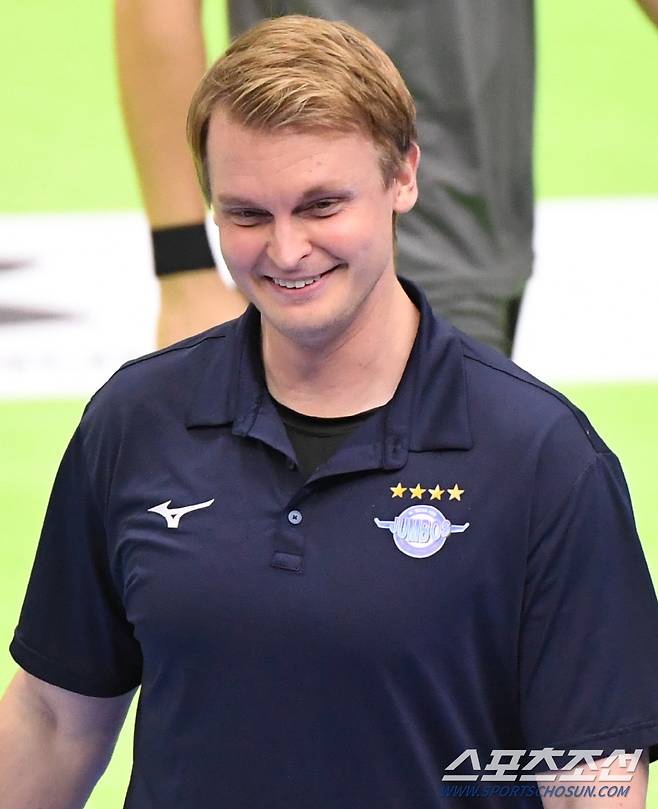 토미 틸리카이넨 대한항공 감독. 수원=정재근 기자 cjg@sportschosun.com/2023.10.18/