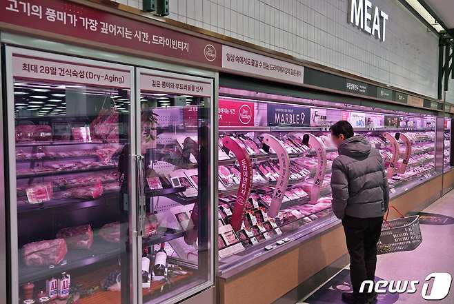 서울시 은평구에 리뉴얼 오픈한 '그랑그로서리'(Grand Grocery)' 매장.2023.12.27/뉴스1 ⓒ News1 한지명 기자