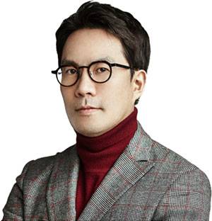 김경민 ‘부동산 트렌드 2023’ 저자서울대 지리학, UC 버클리 정보시스템 석사, 하버드대 도시계획·부동산 박사, 현 서울대 환경대학원 도시계획과 교수사진 와이즈맵