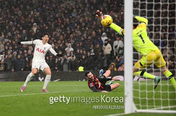 1일 토트넘 홋스퍼 스타디움에서 끝난 토트넘과 본머스의 2023~24시즌 EPL 20라운드 경기. 후반 손흥민의 추가 득점 장면. 사진=게티이미지