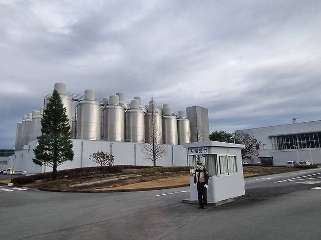 산토리 구마모토 공장의 숙성탱크. 안병준 기자