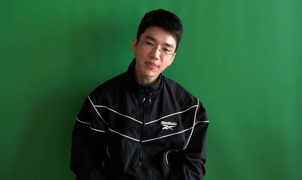 - 유튜버 보겸 [출처: 보겸 유튜브]