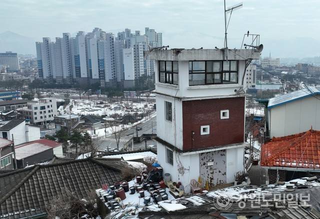 ▲ 철거를 앞두고 있는 춘천시 약사동 망대