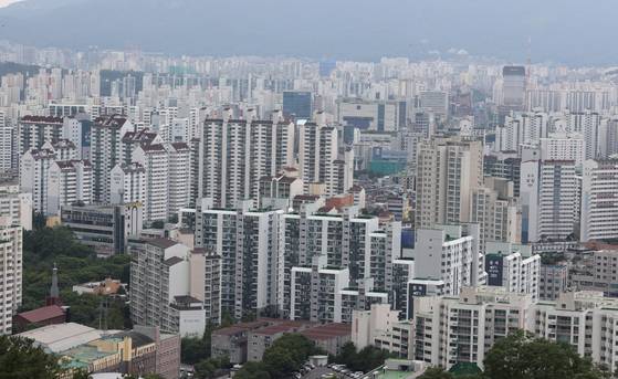 서울 불암산에서 바라본 노원구 일대 아파트 모습. 연합뉴스