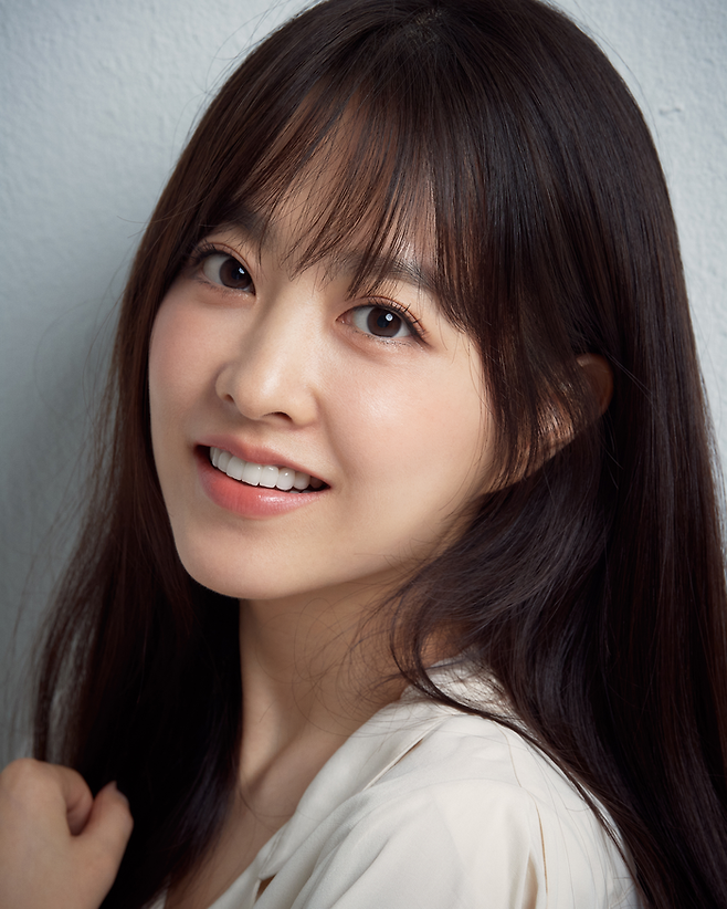 4일 박보영이 서울시 어린이병원에 2000만 원을 기부했다. BH엔터테인먼트