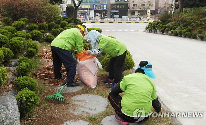 노인 일자리 사업 [연합뉴스 자료]