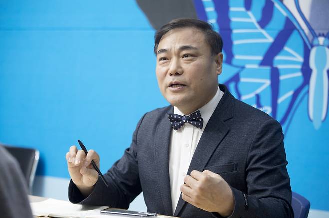 2024년 1월3일 서울 서대문구 '서대문미래행복연구소' 사무실에서 만난 김홍국 전 경기도 대변인 ⓒ시사저널 이종현