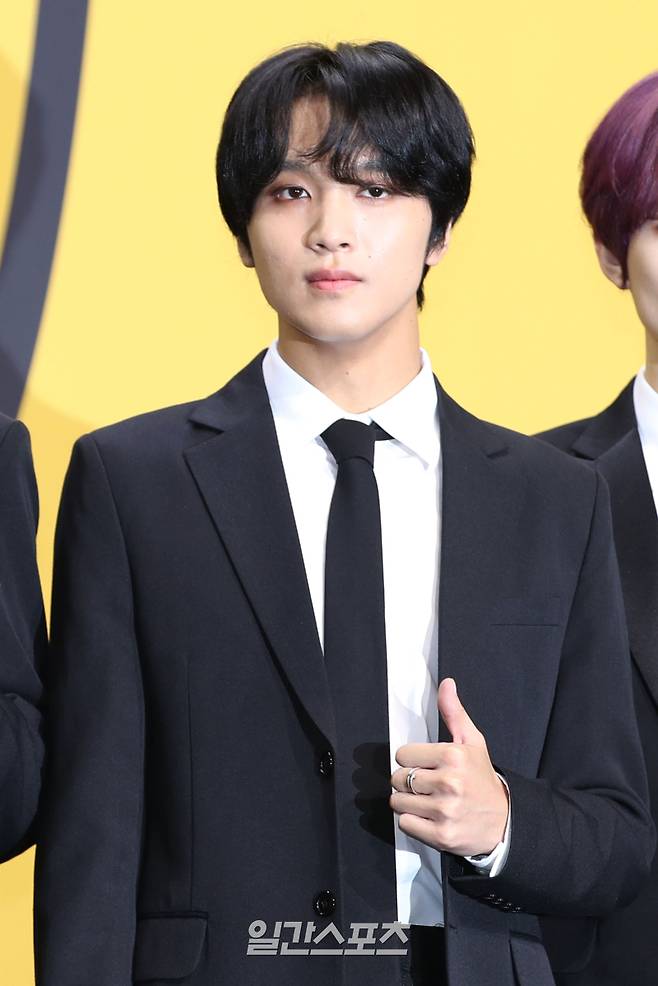 NCT 드림 해찬이 17일 오후 서울 송파구 롯데호텔 월드에서 진행된 NCT 드림 정규 3집 'ISTJ' 발매 기념 기자간담회에 참석해 포즈를 취하고 있다. 동명의 타이틀곡 'ISTJ'는 하이브리드 힙합 댄스 곡으로, 가사에는 MBTI의 정형화된 틀을 깨고, ISTJ인 상대를 해석하는 나만의 방법을 가졌다는 ENFP의 자신감에 찬 이야기를 담아 듣는 재미를 더한다. 오늘(17일) 오후 6시 각종 음원 사이트를 통해 공개된다. 서병수 기자 qudtn@edaily.co.kr /2023.07.17/