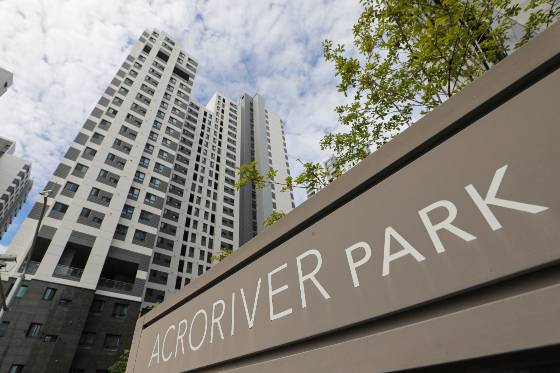 지난달 경매를 진행한 서울 아파트 가운데 응찰자 수가 가장 많은 곳은 서울 서초구 반포동 '아크로리버파크'로 나타났다. /사진=뉴시스