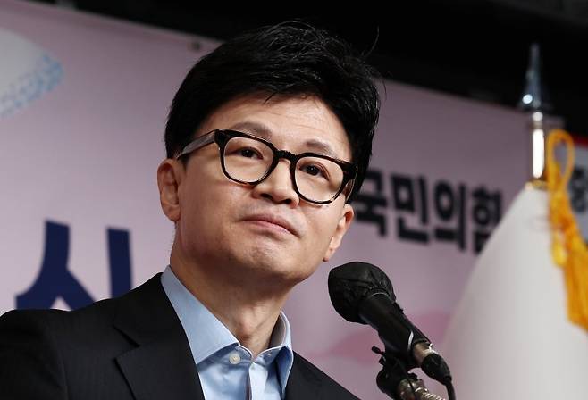 한동훈 국민의힘 비상대책위원장이 5일 오전 서울 여의도 중앙당사에서 열린 2024 국민의힘 사무처당직자 시무식에서 인사말을 하고 있다. 2024.1.5/뉴스1 ⓒ News1 구윤성 기자 /사진=뉴스1