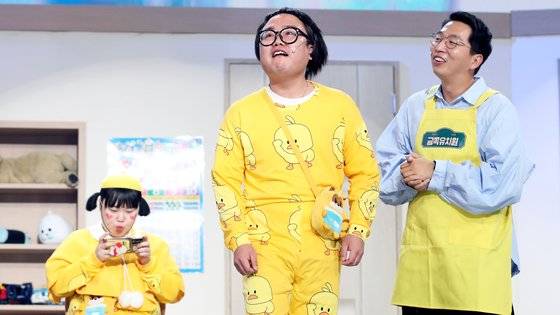 부활한 KBS 개그콘서트에 신설된 코너 ‘금쪽 유치원’의 한 장면. [뉴스1]