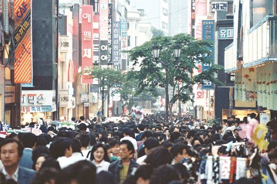 1980년대말 서울 명동. [사진 혜화1117]