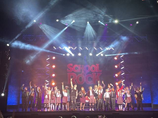 뮤지컬 스쿨오브락의 커튼콜 모습. 사진=서지혜 기자