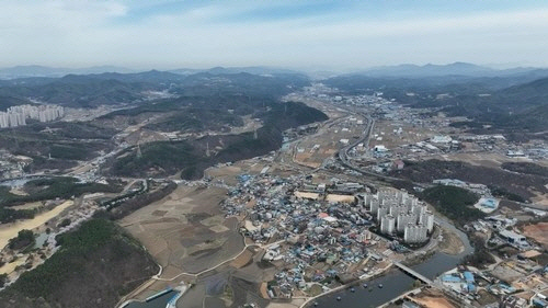 첨단 시스템반도체 산단 들어설 이동·남사읍 일대 전경. 사진 연합뉴스