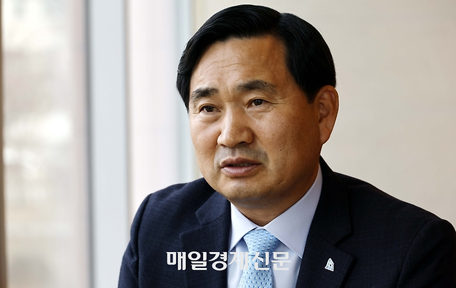 김도균 전 수도방위사령관이 4일 국회에서 매일경제와 인터뷰를 하고 있다. [김호영 기자]