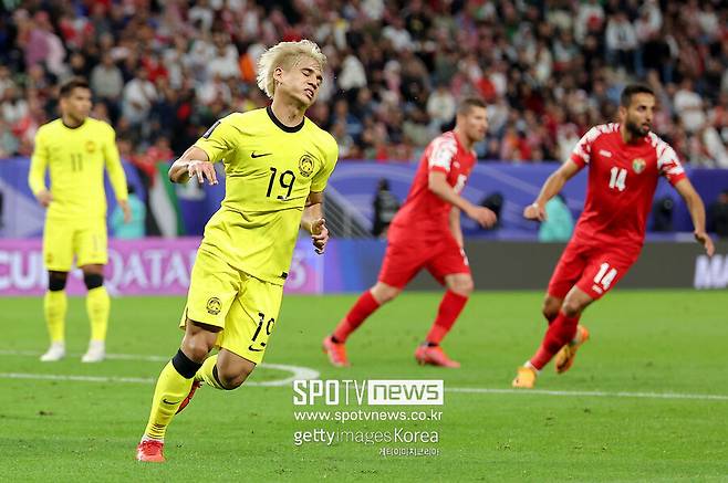 ▲ 16일(한국시간) 카타르 알 와크라에 위치한 알 자눕 스타디움에서 열린 2023 아시아축구연맹(AFC) 카타르 아시안컵 조별리그 E조 1차전에서 요르단이 말레이시아를 4-0으로 제압했다.