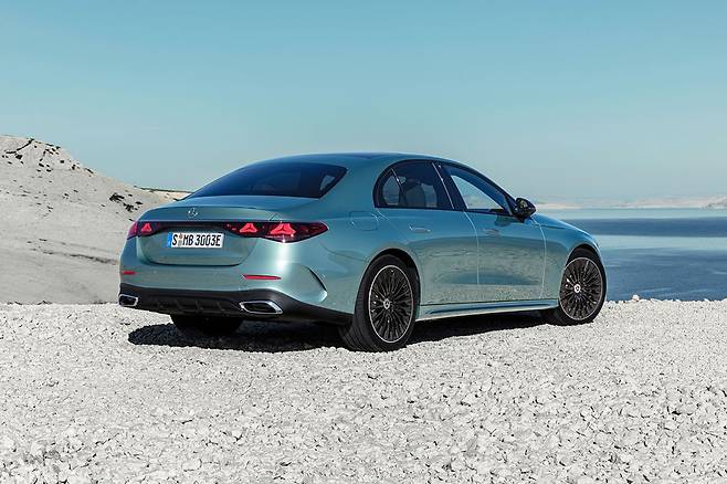 메르세데스-벤츠 신형 E클래스