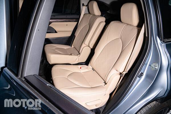 토요타 하이랜더&nbsp; 사진 모터매거진 최재혁 기자