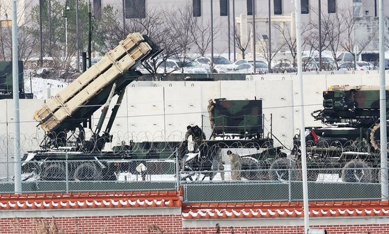 경기도 평택시 캠프 험프리스에 미국 대표적인 미사일 방공 체계인 패트리엇 미사일이 배치돼 있다. 연합뉴스