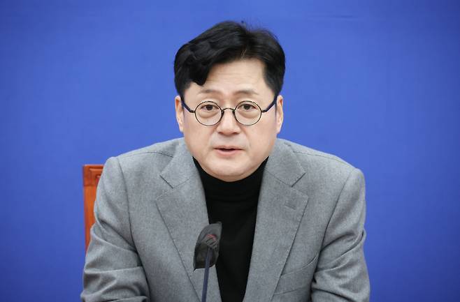 홍익표 더불어민주당 원내대표가 18일 오전 국회에서 열린 정책조정회의에서 발언하고 있다. ⓒ연합뉴스