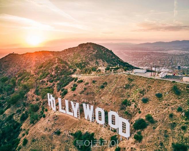 할리우드 사인 ⓒDylan Schwartz, courtesy of Los Angeles Tourism
