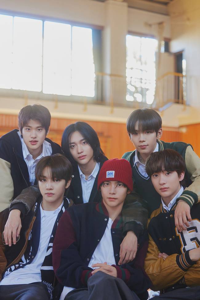 왼쪽부터 소희, 성찬, 원빈, 은석, 쇼타로, 앤톤/SM엔터테인먼트 제공