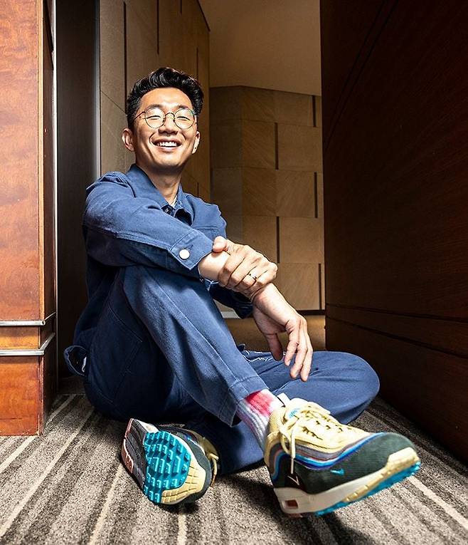 이성진 감독은 한국콘텐츠진흥원이 지난해 8월 서울에서 연 국제방송영상마켓 특별세션에 참석하기 위해 25년 만에 방한했다. /이신영 영상미디어 기자