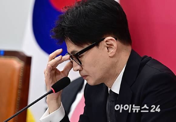 한동훈 국민의힘 비상대책위원장이 22일 오전 서울 여의도 국회에서 열린 비상대책회의에서 발언하고 있다. [사진=곽영래 기자]