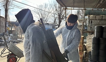 시프트업 ‘사랑의 연탄 나눔’