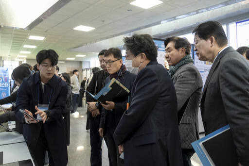 경기대학교가 SW중심대학사업단을 통해 미래 시대를 이끌 융합인재 양성에 잰걸음을 걷고 있다. 사진은 사업단의 대표적 성과 중 하나인 SW페스타 모습. 경기대 제공