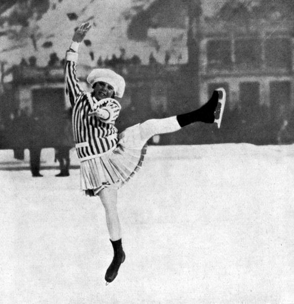 1924년 프랑스 샤모니l에서 열린 제 1회 동계올림픽 피셔 스케이팅에 노르웨이 대표로 출전한 11세 소냐 헤니. 골찌에 그쳤지만 어린 나이에 관중에게 큰 인기를  모은 헤니는 차기 대회인 1928년  스위스 생모리츠, 1932년 미국 레이크플래시드, 1936년 독일 가르미슈파르텐키르헨 동계올림픽 금메달을 차지하는 등 역사상 가장 유명한 피겨 스케이터로 성장했다. 아후 미국으로 건너가 영화배우로도 활동했다. 국제올림픽이원회(IOC) 홈페이지
