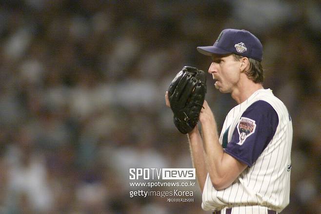 ▲애리조나 다이아몬드백스 시절 랜디 존슨.