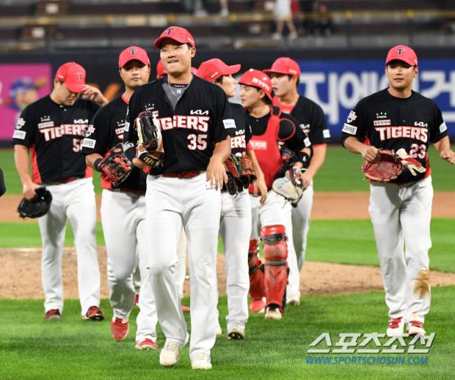 KIA 선수단. 스포츠조선DB