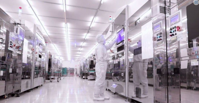 삼성전기 유리 기판 파일럿 라인이 꾸려질 세종 사업장 내부. 수년 후 유리 기판의 승자는 누가 될까요. 사진제공=삼성전기