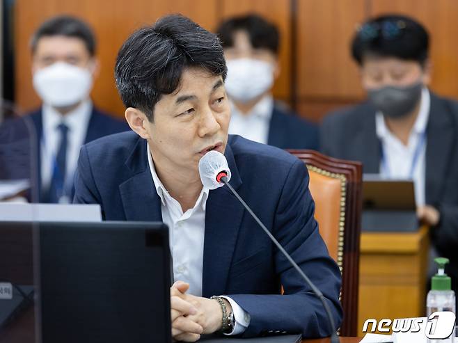 윤건영 더불어민주당 의원 2022.10.17/뉴스1 ⓒ News1 이재명 기자