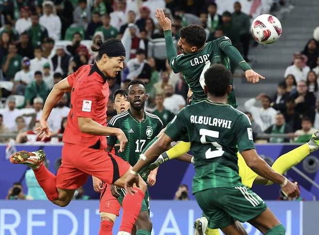 조규성이 99분(후반 추가시간 9분) 극적인 동점골을 작렬하고 있다. 연합뉴스