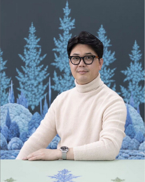'푸른 숲' 그림으로 유명한 작가 정영환. 작가 인스타그램